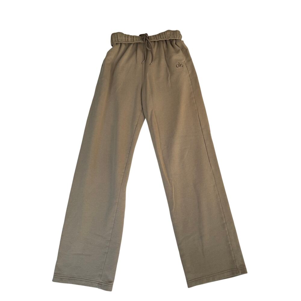 Alo Yoga Accolade Straight Leg Sweatpants In Gravel Size XS